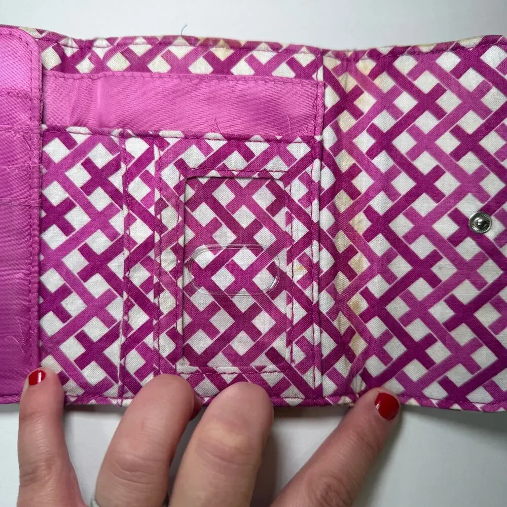 Vera Bradley Julep Tulip Floral Print Euro Wallet Trifold - Picture 4 of 6